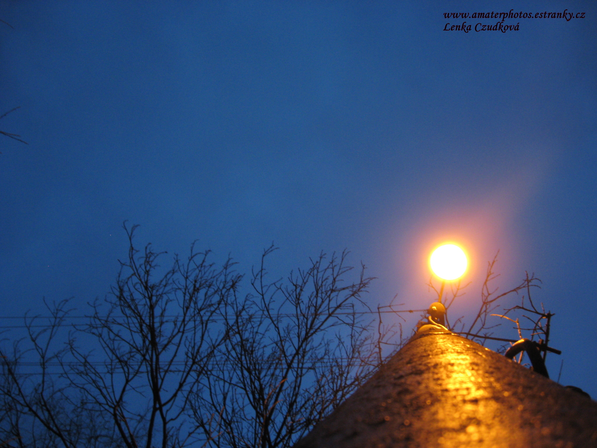 pouliční lampa